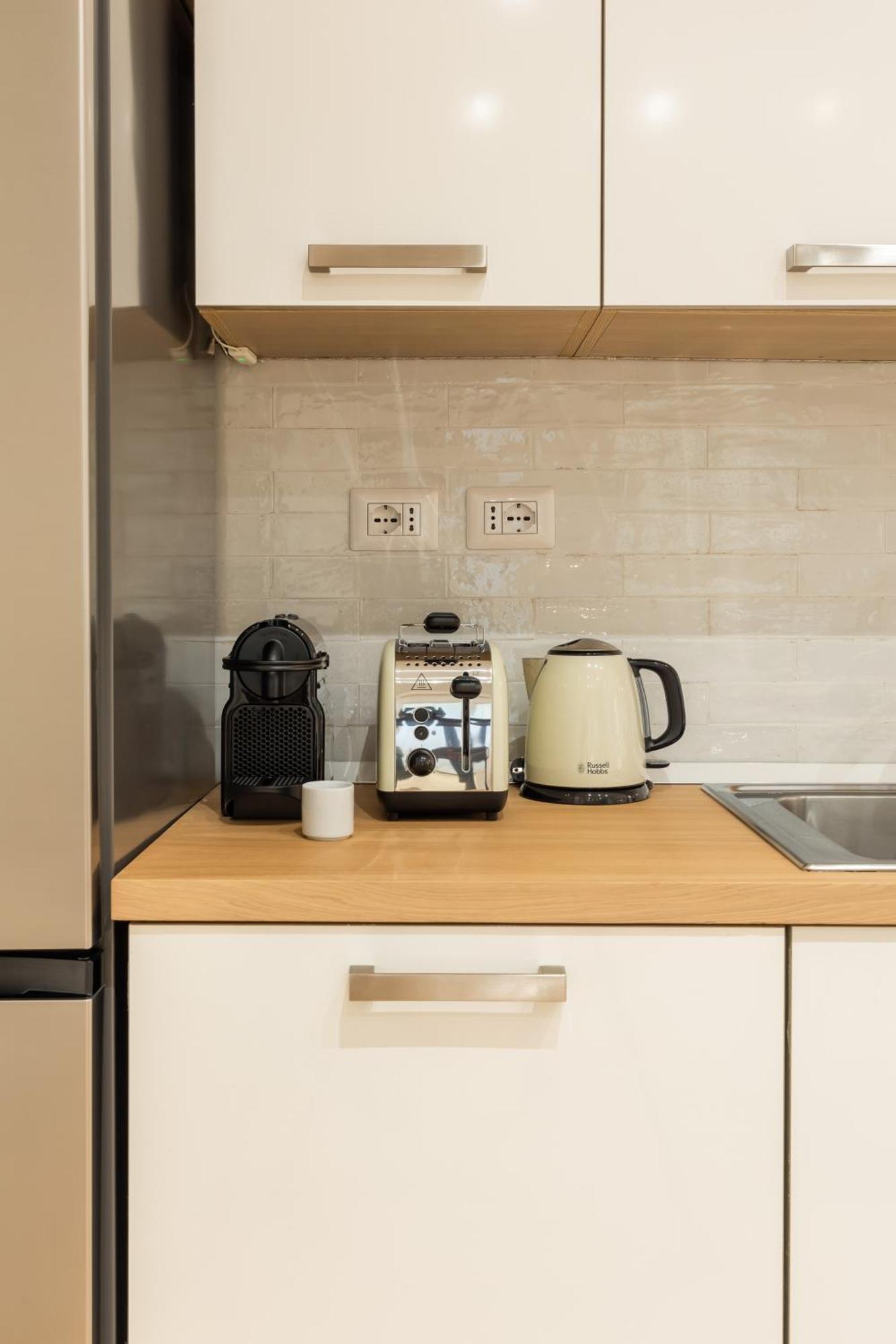 Trevi Fountain Boutique Apartment Rome Bagian luar foto